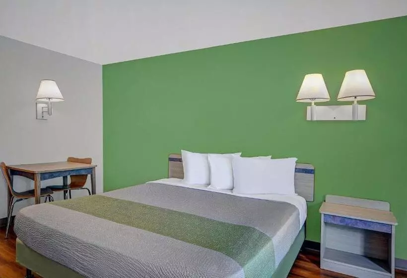 キングサイズベッドのスタンダードルーム, Motel 6tallahassee, Fl Downtown