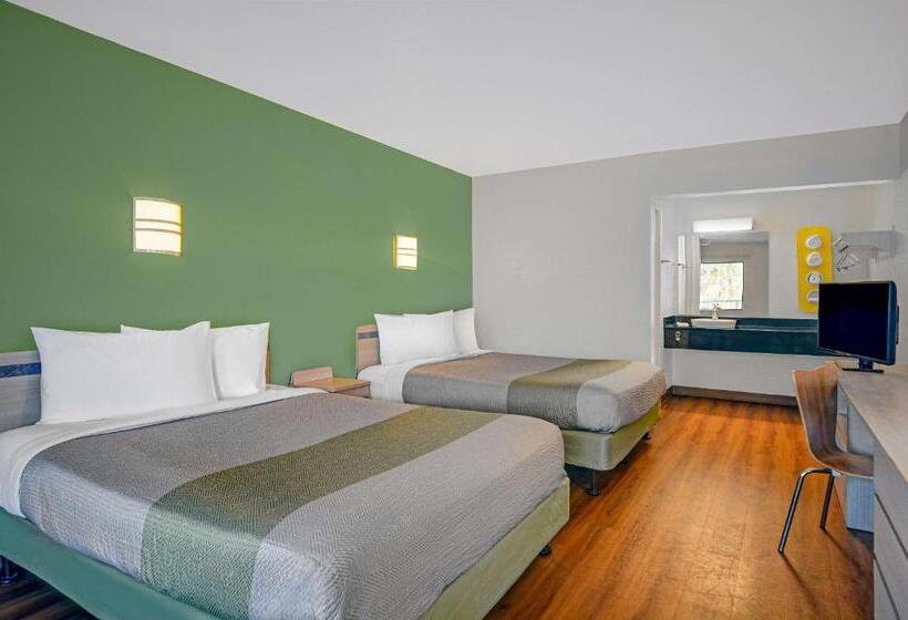 장애인을 위한 스탠다드 룸, Motel 6tallahassee, Fl  Downtown
