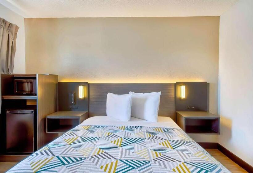 장애인을 위한 스탠다드 룸, Motel 6vallejo, Ca  Six Flags West