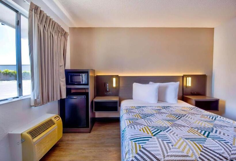 غرفة قياسية لذوى الاحتياجات الخاصة, Motel 6vallejo, Ca  Six Flags West