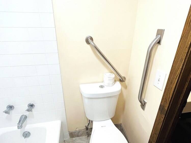 Номер Стандарт, Econo Lodge