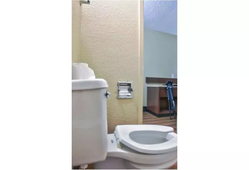 ２ダブルベッドのスタンダードルーム, Econo Lodge