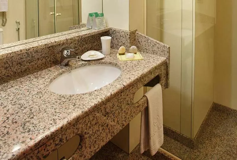 身障者適用スタンダードルーム, Econo Lodge