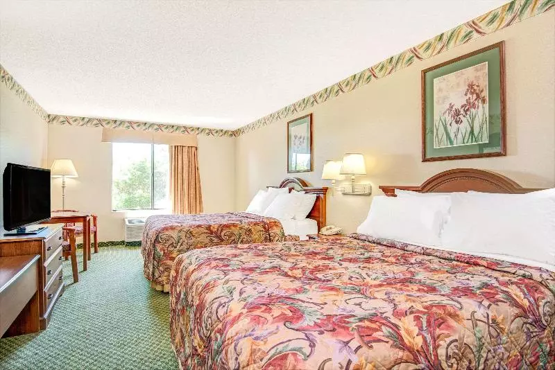 身障者適用スタンダードルーム, Econo Lodge