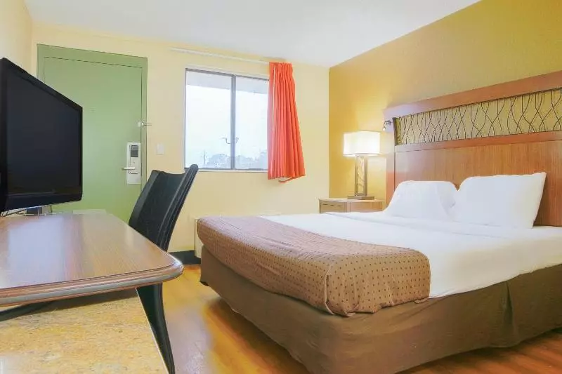 スタンダードルーム, Econo Lodge