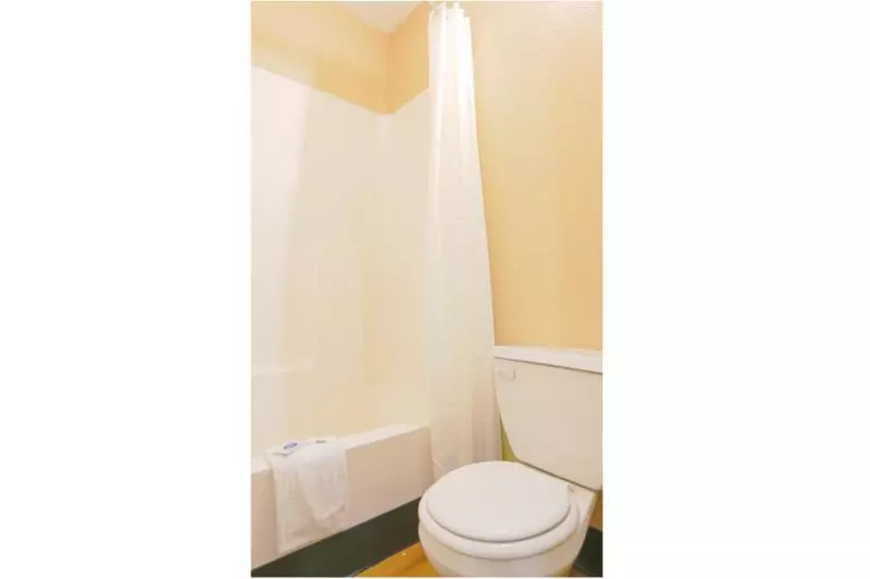 スタンダードルーム, Econo Lodge