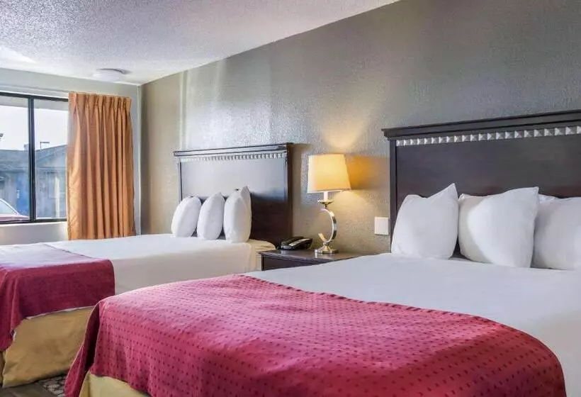 اتاق استاندارد, Rodeway Inn Near Hall Of Fame