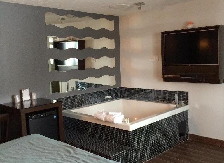 バスタブ付きデラックスルーム, Olux Hotel Motel Suites