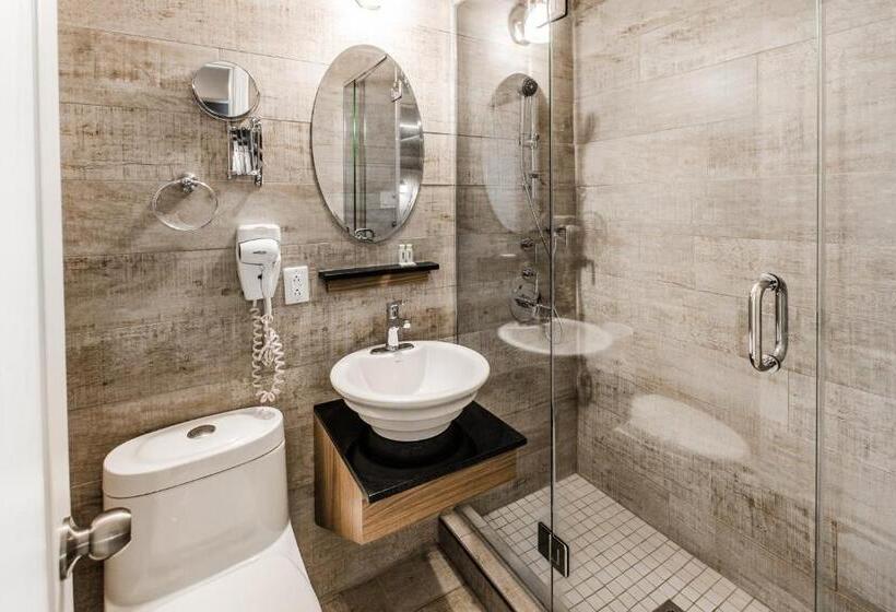 スーペリアールーム, Olux Hotel Motel Suites