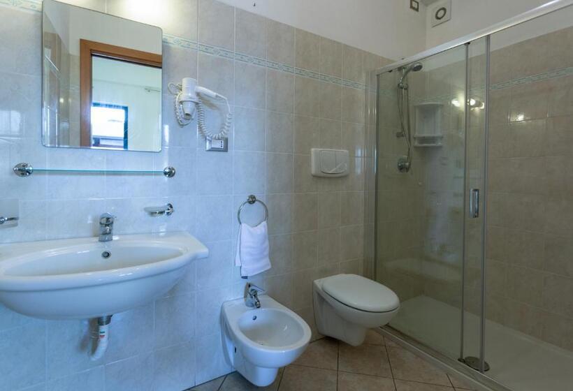 标准间, Residence Riviera Calabra