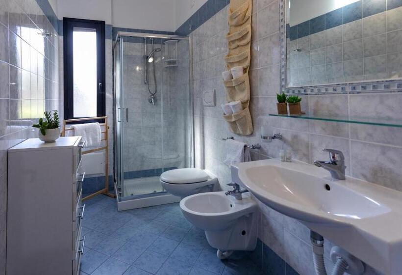 带2个卧室的公寓, Residence Riviera Calabra