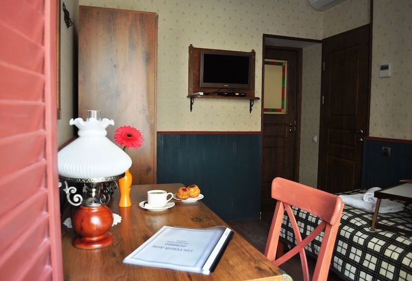 Quarto Estandar Individual, Guest House Ognivo