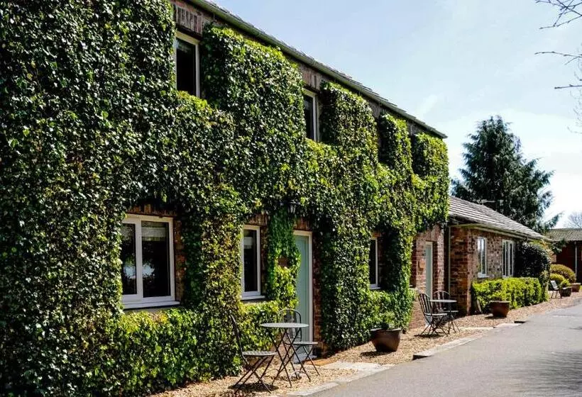 キャビン, The Poplars Rooms & Cottages