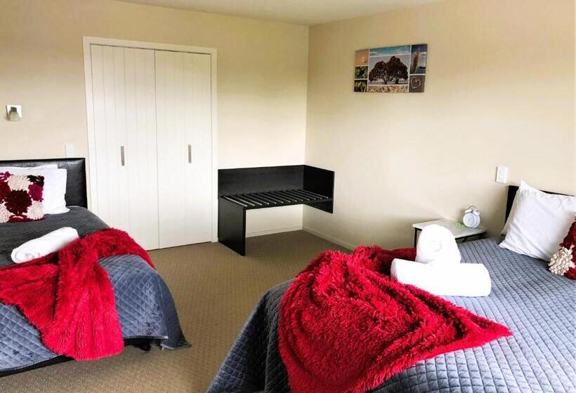 Апартаменты 2 Спальни, Fiordland Lakeview Motel And Apartments