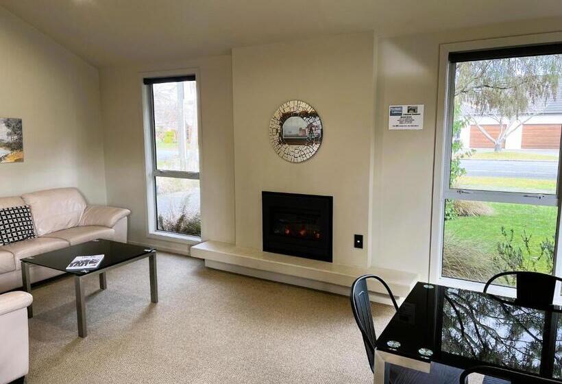 خانه 3 خوابه, Fiordland Lakeview Motel And Apartments