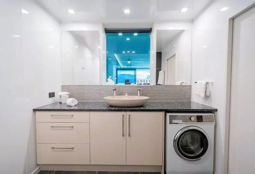 استودیوی پریمیوم, Fiordland Lakeview Motel And Apartments
