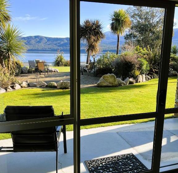 1 Bedroom Apartment Lake View, Fiordland Lakeview Motel And Apartments
