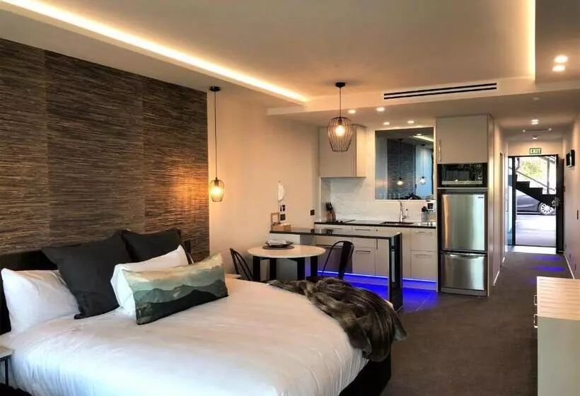 استودیوی لوکس, Fiordland Lakeview Motel And Apartments