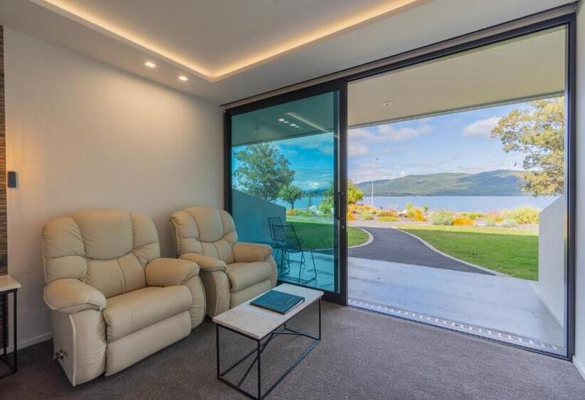 استودیوی لوکس, Fiordland Lakeview Motel And Apartments