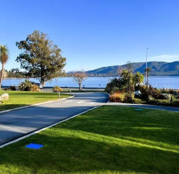 استودیوی لوکس, Fiordland Lakeview Motel And Apartments