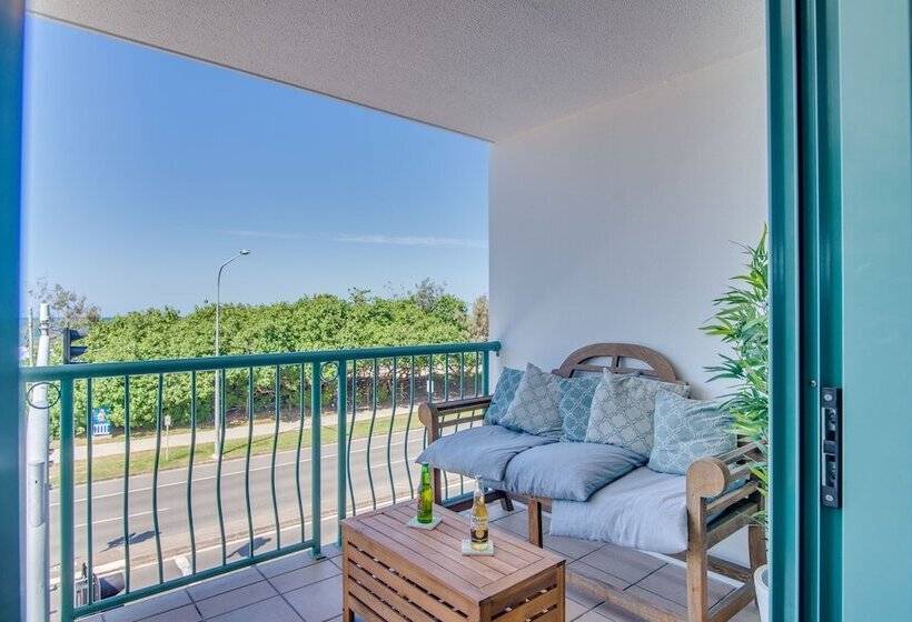 带3个卧室的公寓, Grand Palais Boolarong Beachside Apartments