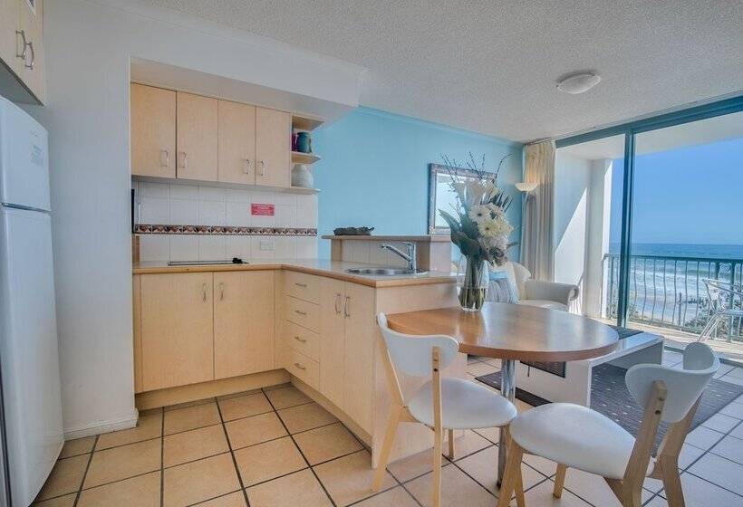 带1个卧室的顶楼公寓, Grand Palais Boolarong Beachside Apartments