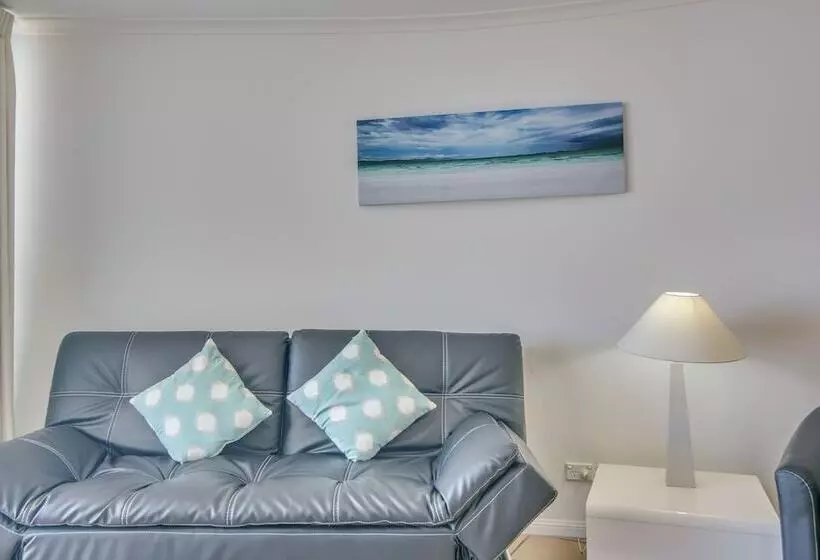 １ベッドルームペントハウスアパート, Grand Palais Boolarong Beachside Apartments