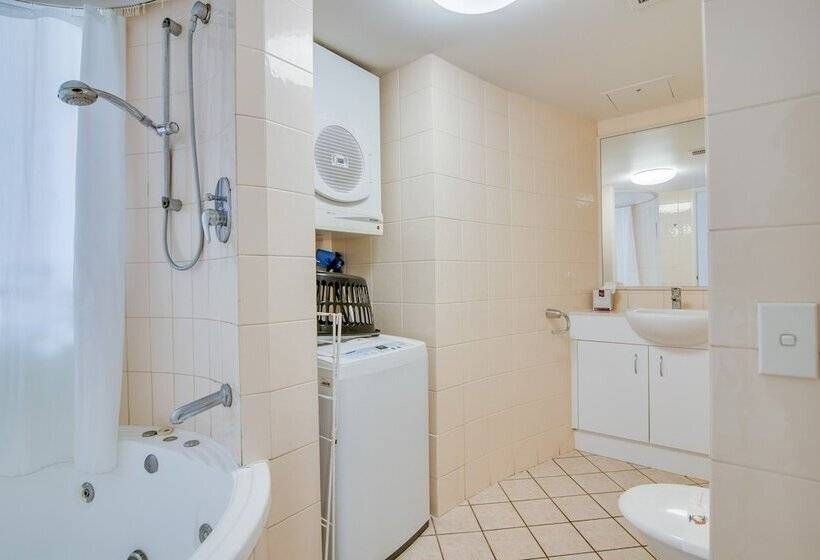 带1个卧室的顶楼公寓, Grand Palais Boolarong Beachside Apartments