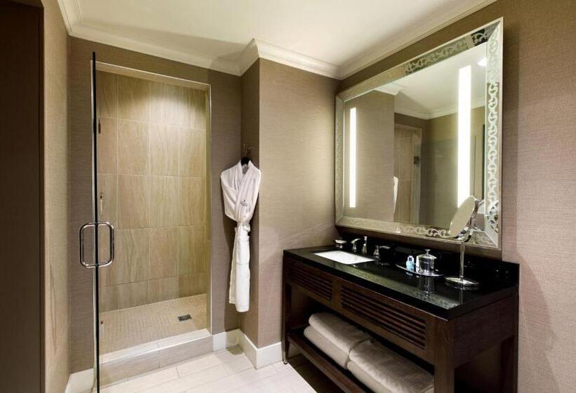 キングサイズベッドのエクゼクティブルーム, Ambassador Hotel Oklahoma City, Autograph Collection