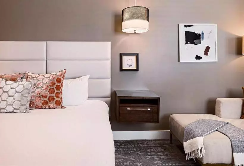 Executive Room King Size Bed