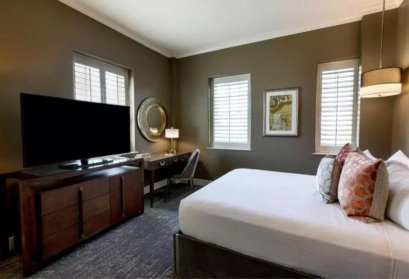 Standard-huone, Ambassador Hotel Oklahoma City, Autograph Collection