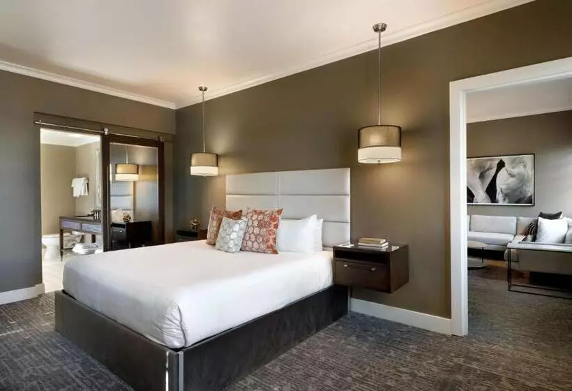 Sviitti King-vuode, Ambassador Hotel Oklahoma City, Autograph Collection
