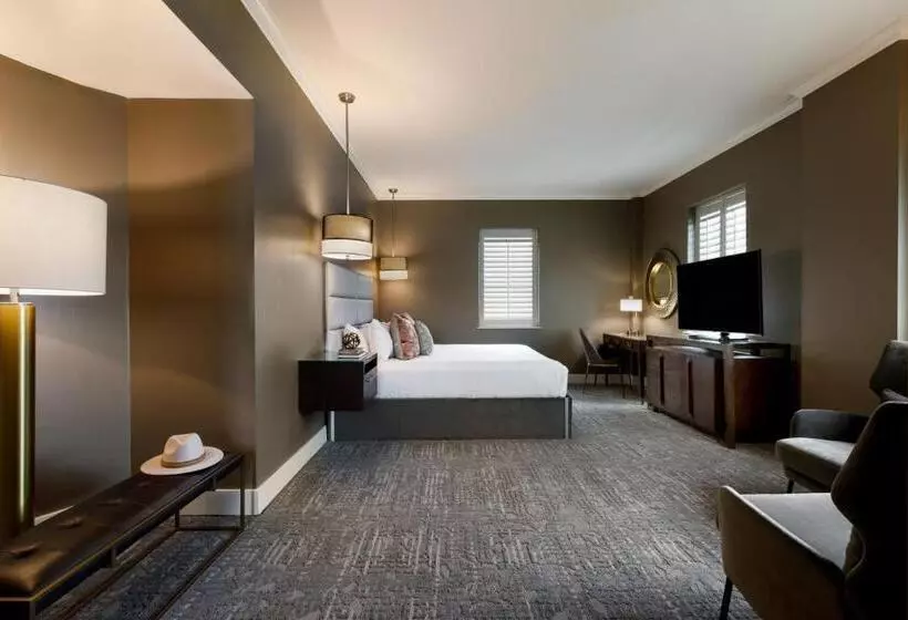 Standard-huone King-vuode, Ambassador Hotel Oklahoma City, Autograph Collection