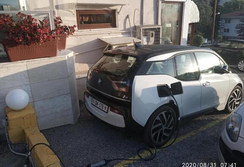 스탠다드 룸 호수 전망, Anastassiou Hotel Bike And Motorcycle Friendly