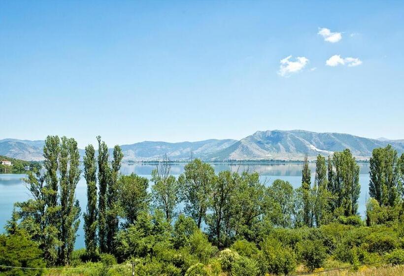 اتاق استاندارد با چشم‌انداز دریاچه, Anastassiou Hotel   Bike And Motorcycle Friendly