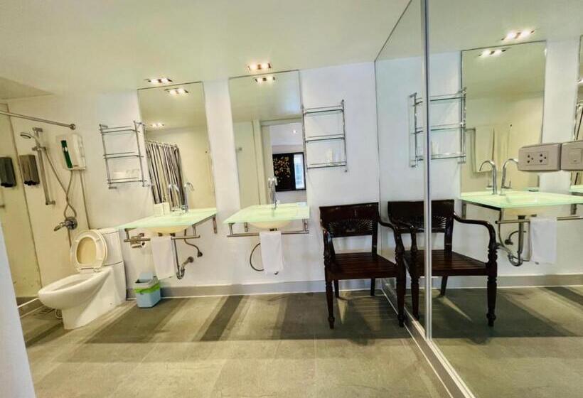 Standard Room King Size Bed