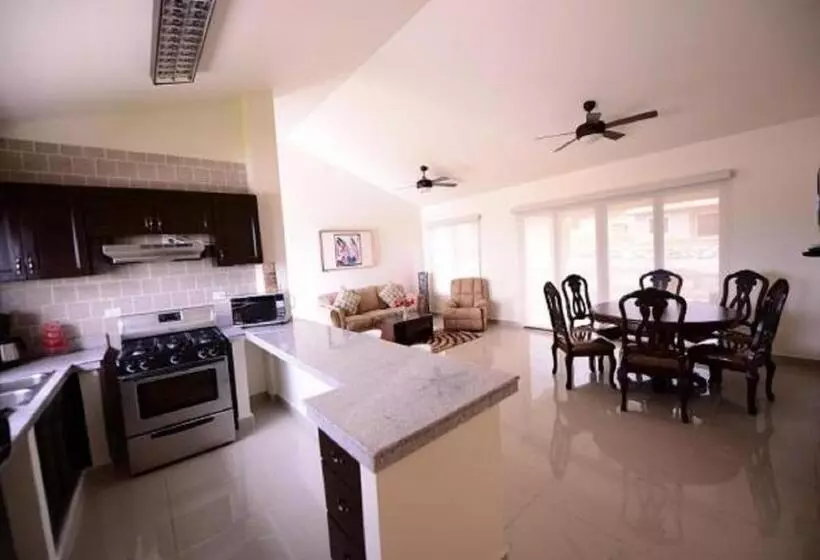 ویلای 3 خوابه, Hacienda Los Molinos Boutique Hotel & Villas