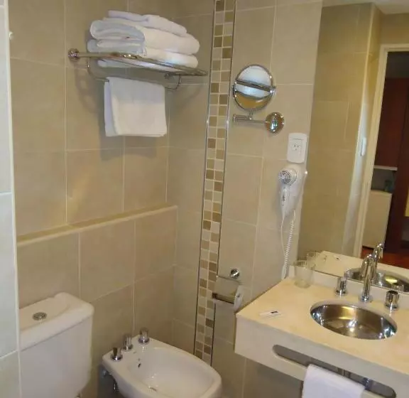 اتاق اجرایی یک تخته, Puerto Amarras Hotel & Suites