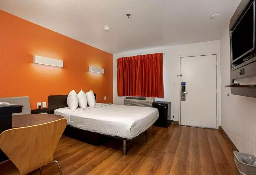 スーペリアールーム, Motel 6temecula, Ca  Historic Old Town