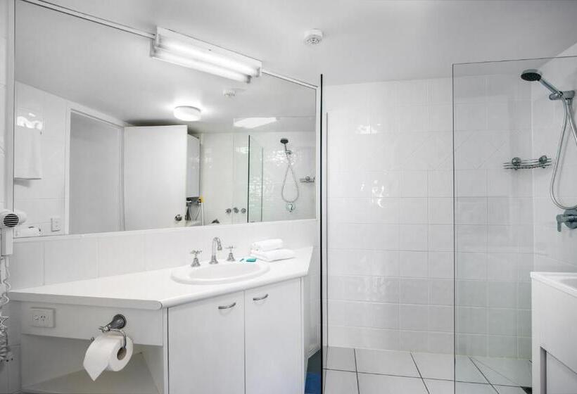 דירת שלושה חדרים, Pacific Beach Resort