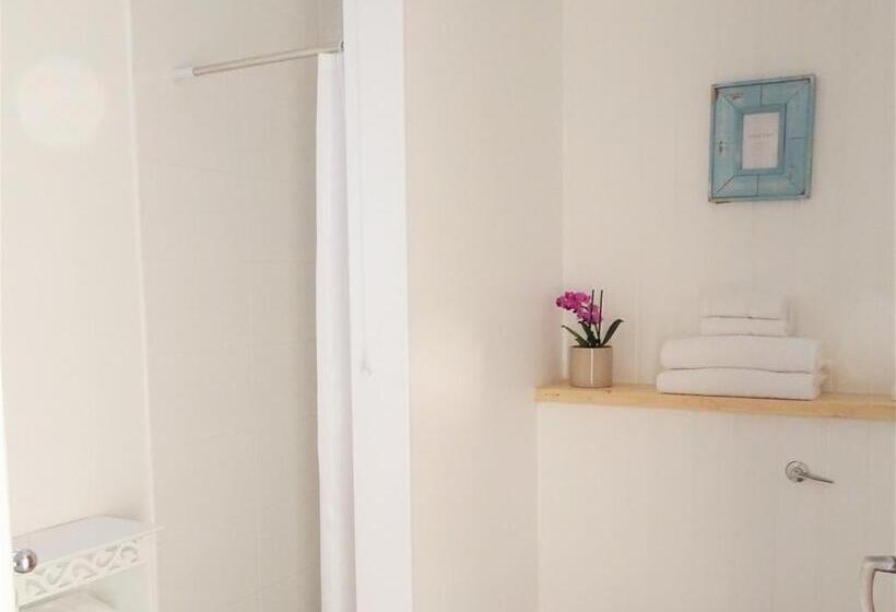 Четырехместный Номер Стандарт, Beach House B&b