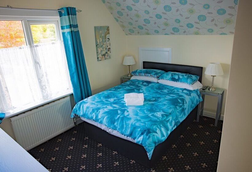 Номер Стандарт, Lyndricks House