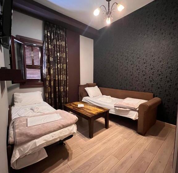 패밀리 룸, Pension Dafni