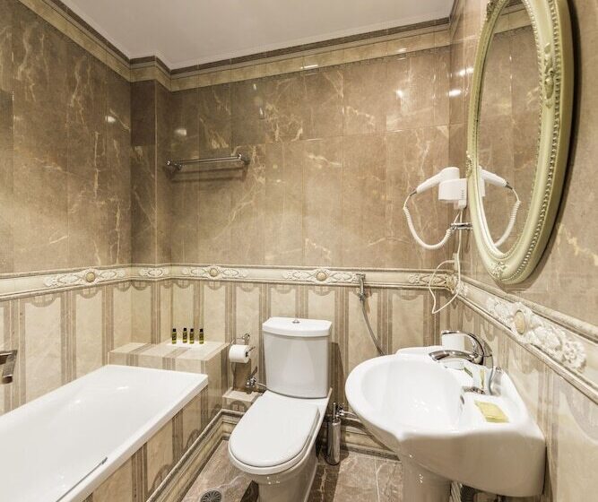 패밀리 룸, Pension Dafni