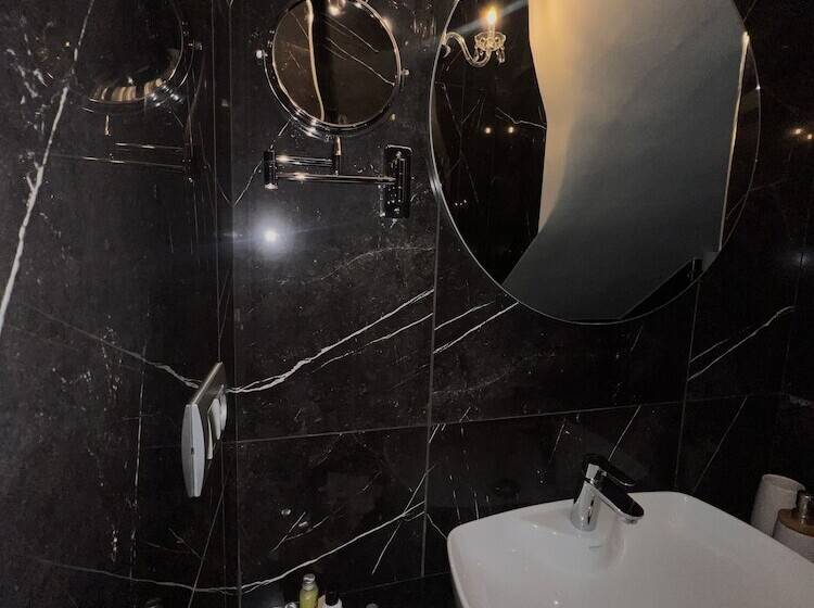 주니어 스위트, Pension Dafni