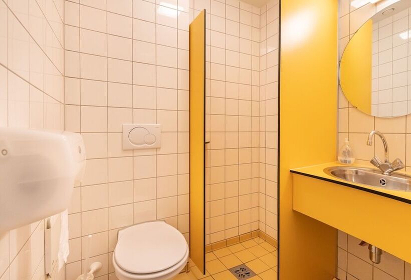 2段ベッド付きスタンダードルーム, Stayokay Hostel Apeldoorn