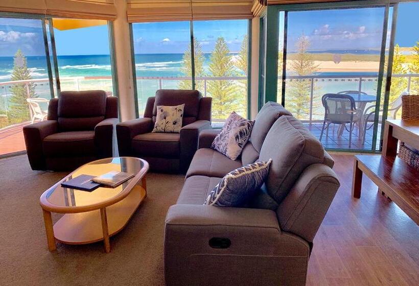 ペントハウス２ベッドルームアパート, Waterview Resort