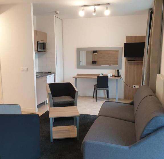 Четырехместный Номер Стандарт, Twenty Business Flats Lille Grand Stade