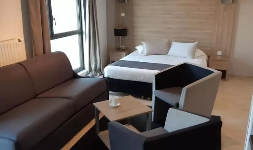 スーペリアスタジオ, Twenty Business Flats Lille Grand Stade