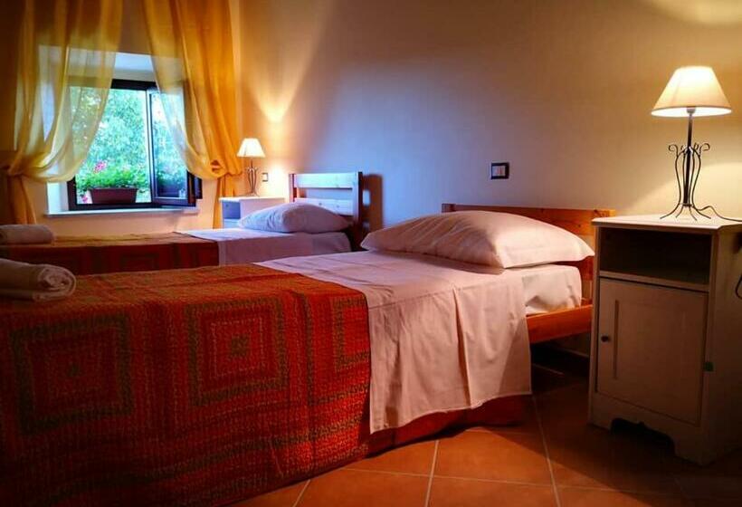 غرفة قياسية, Le Tre Dimore   Masseria Geremia